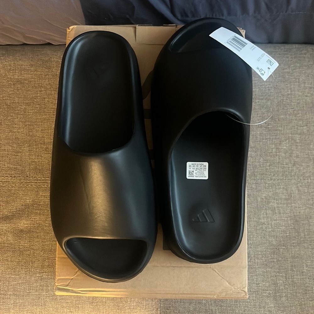 Yeezy Slide Onyx